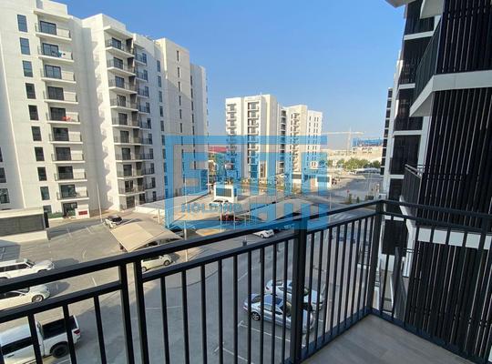 Elegant One Bedroom Apartment with Stunning Sea View for Rent located in Waters Edge, Yas Island, Abu Dhabi