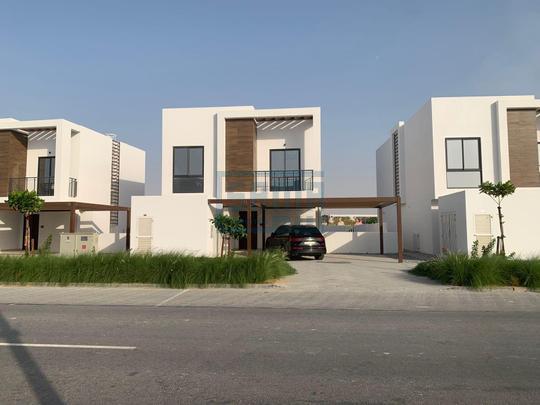 An Exquisitely Designed Townhouse with 2 Bedrooms for Sale at Al Ghadeer, Abu Dhabi