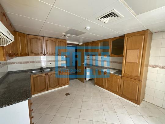 3 Bedrooms Apartment with Basement Parking Area for Rent located in Corniche Road, Abu Dhabi