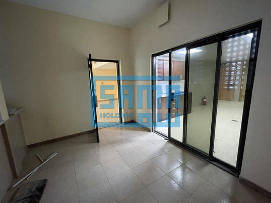 Spacious 3 Bedrooms with Maid's Room Apartment for Rent in Corniche Road, Abu Dhabi