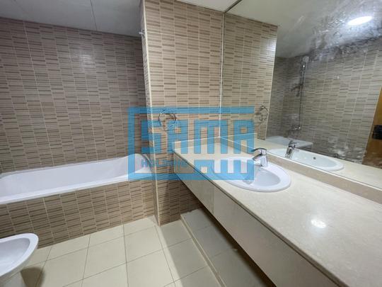 Spacious 3 Bedrooms with Maid's Room Apartment for Rent in Corniche Road, Abu Dhabi