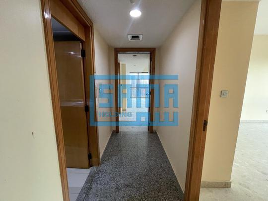 Spacious 3 Bedrooms with Maid's Room Apartment for Rent in Corniche Road, Aby Dhabi