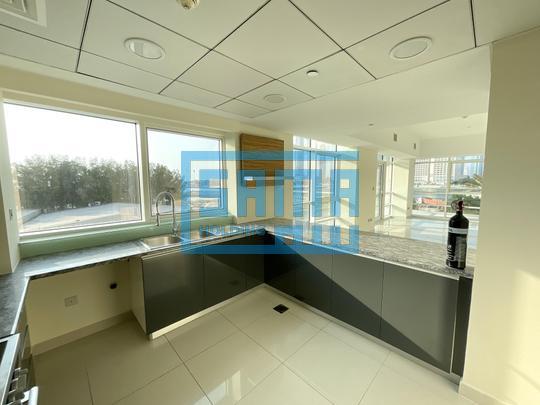 Luxurious 3 Bedrooms Duplex Apartment for Rent in Al Marasy, Al Bateen, Abu Dhabi