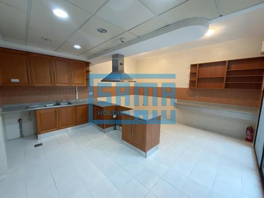 Luxurious 4 Bedrooms Villa for Rent in Fortress Compound, Salam Street, Abu Dhabi