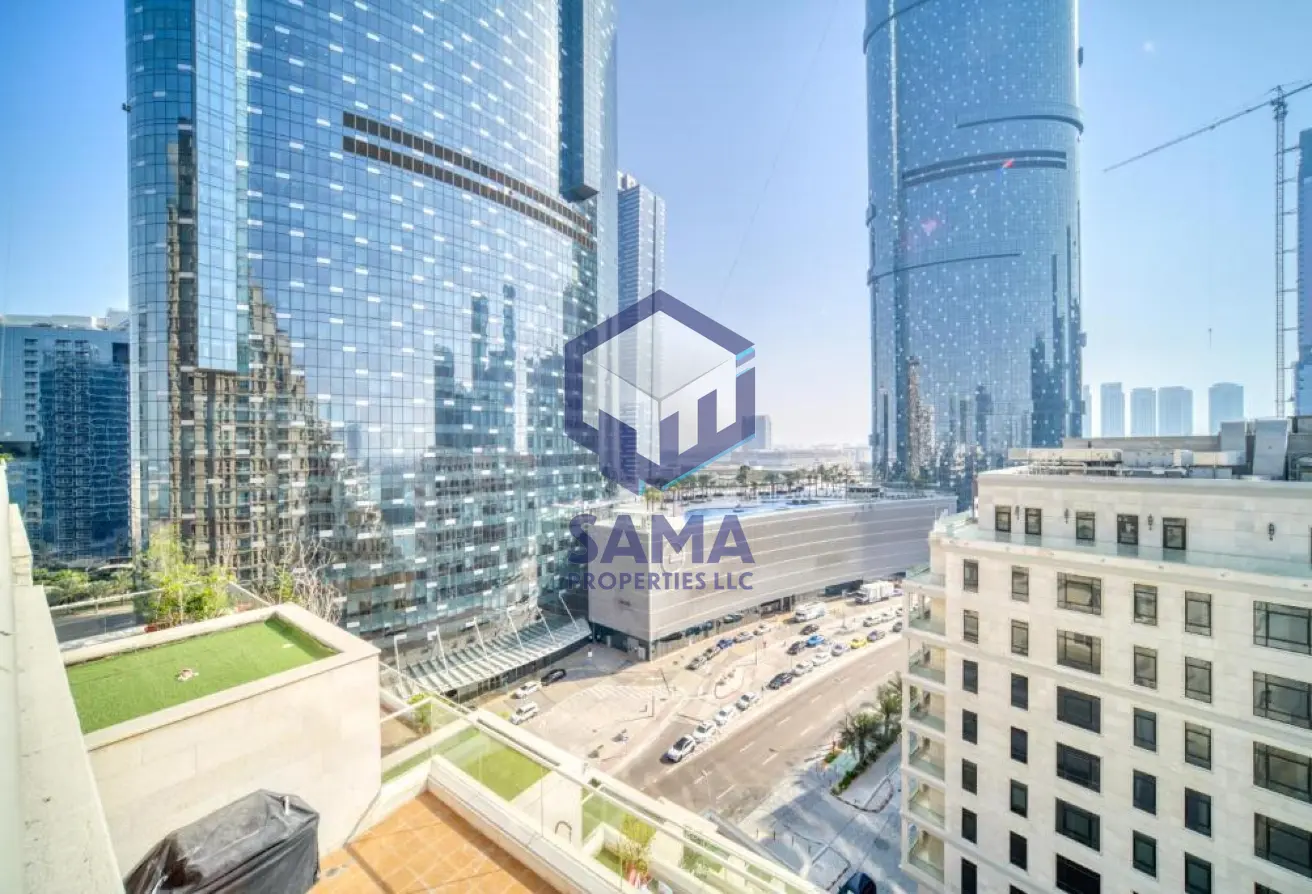 Elegant 2 BHK | Stunning Sea View | Prime Location